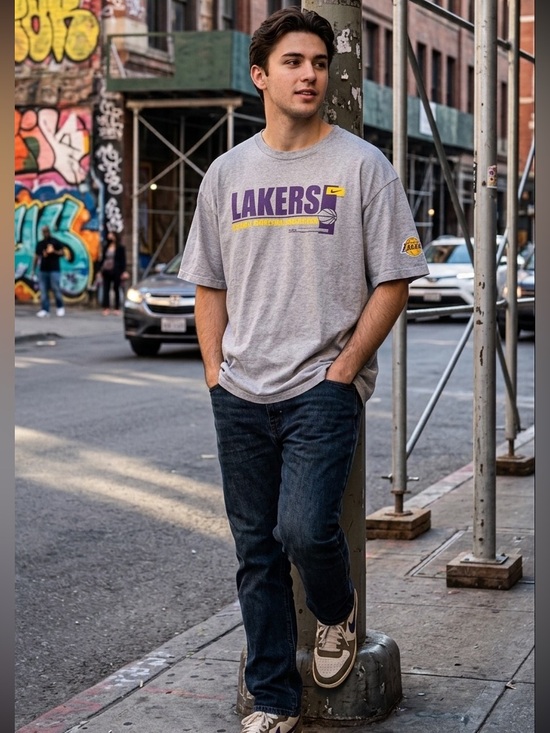 Nike Other - Y2K Los Angles Lakers T-Shirt by Nike XXL